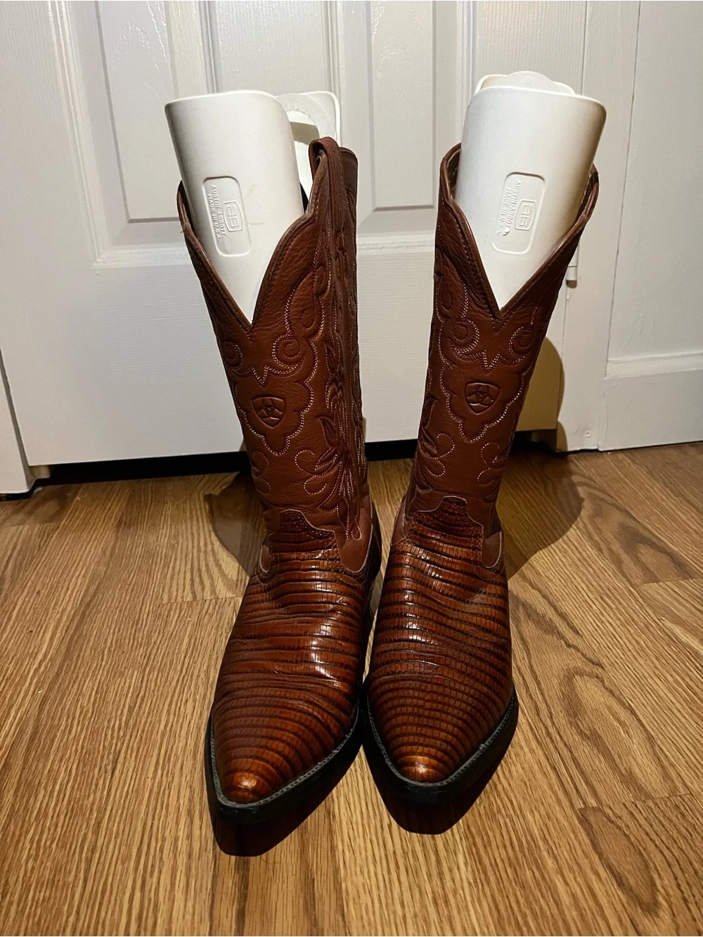 Ariat Chestnut Brown Embossed Leather Western Heeled Boots - Picture 1 of 6